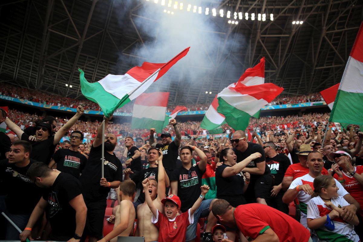 Vulcanul maghiar a erupt! Momente uluitoare după golul Ungariei » Jurnalistă luată cu fulgi cu tot! Imaginile zilei la EURO