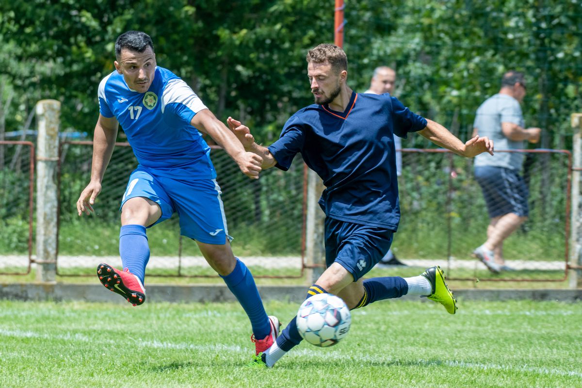 Fotbal la județ. Miroși - Negrași
