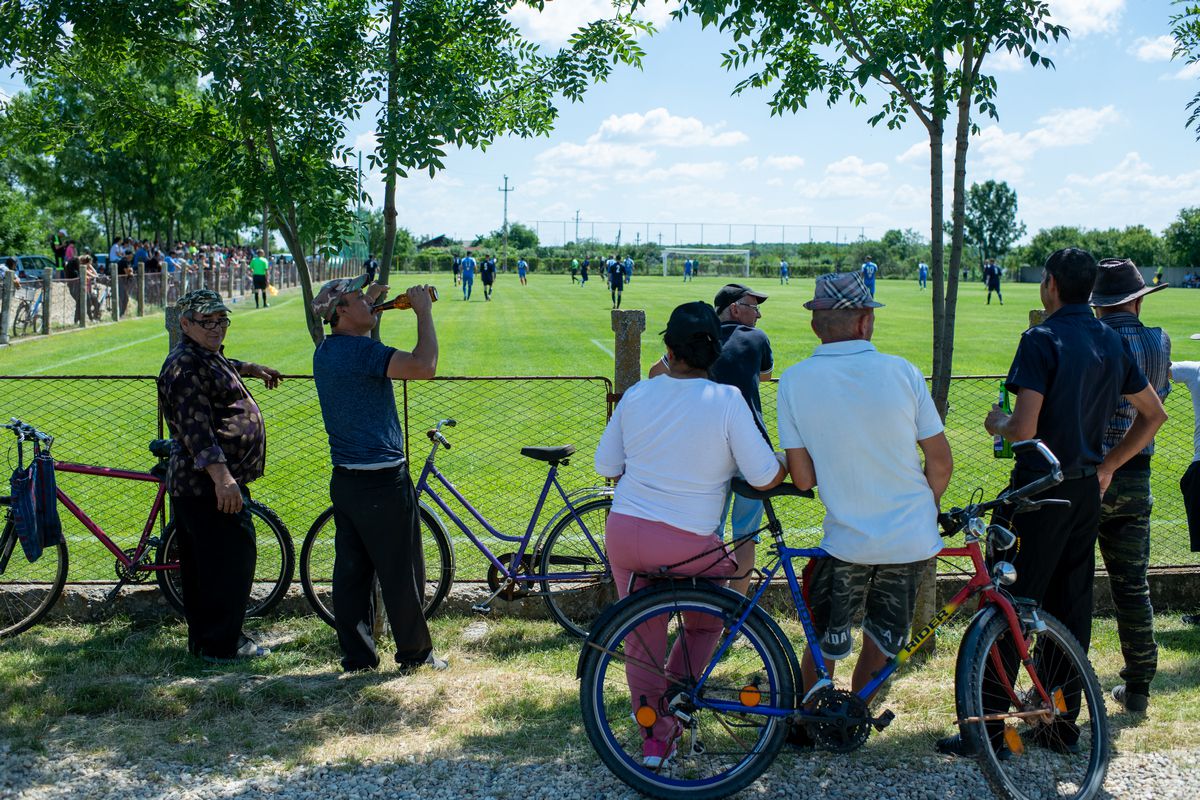 Fotbal la județ. Miroși - Negrași