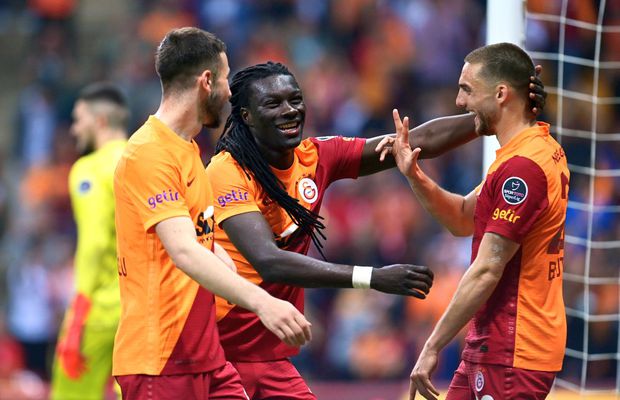 Nu l-au ales pe Hagi » Cine va fi de luni noul antrenor de la Galatasaray