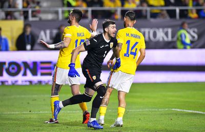 România trebuie să revină la rețeta veche! Ce tactică au avut „tricolorii” în 5 partide importante și ce rezultatele au obținut