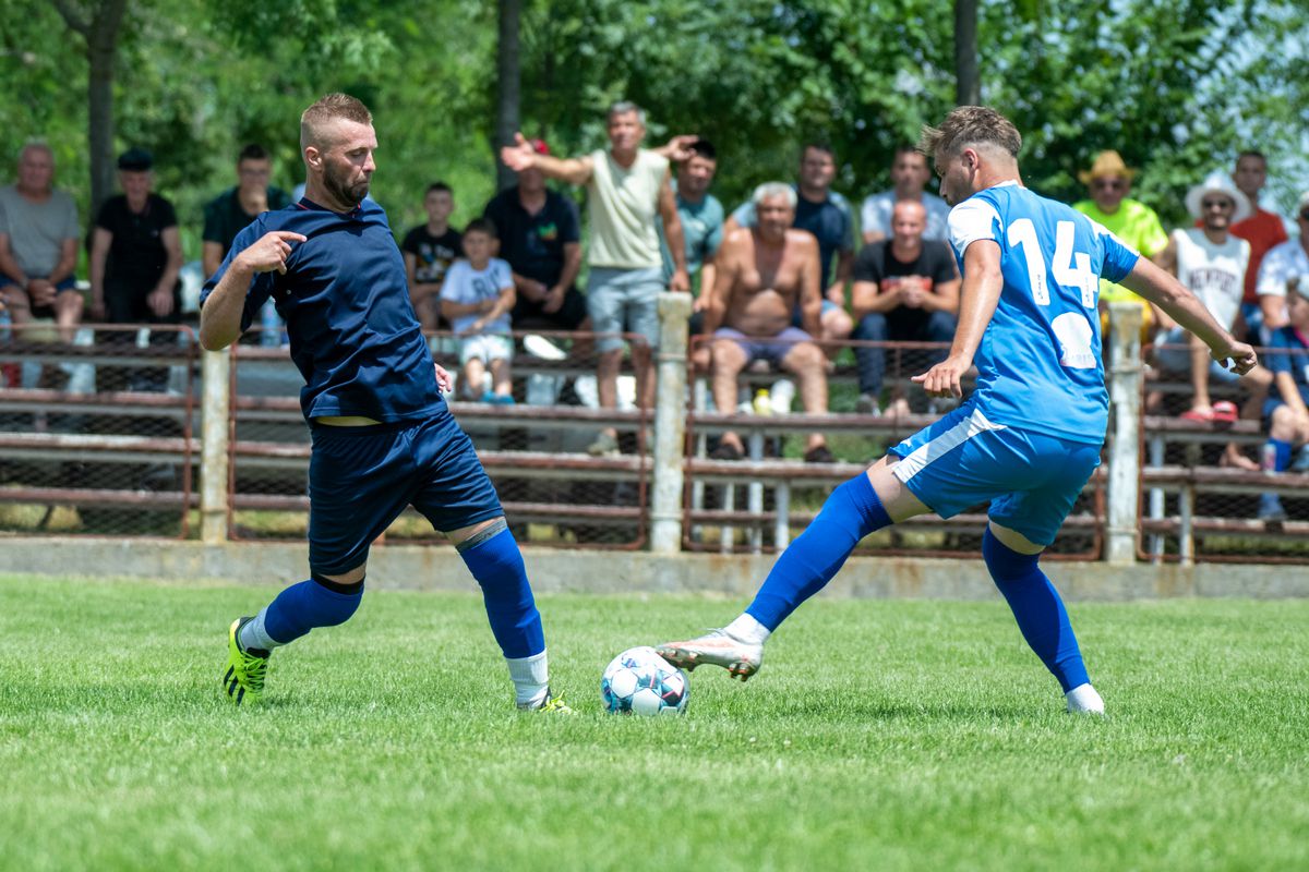 Fotbal la județ. Miroși - Negrași