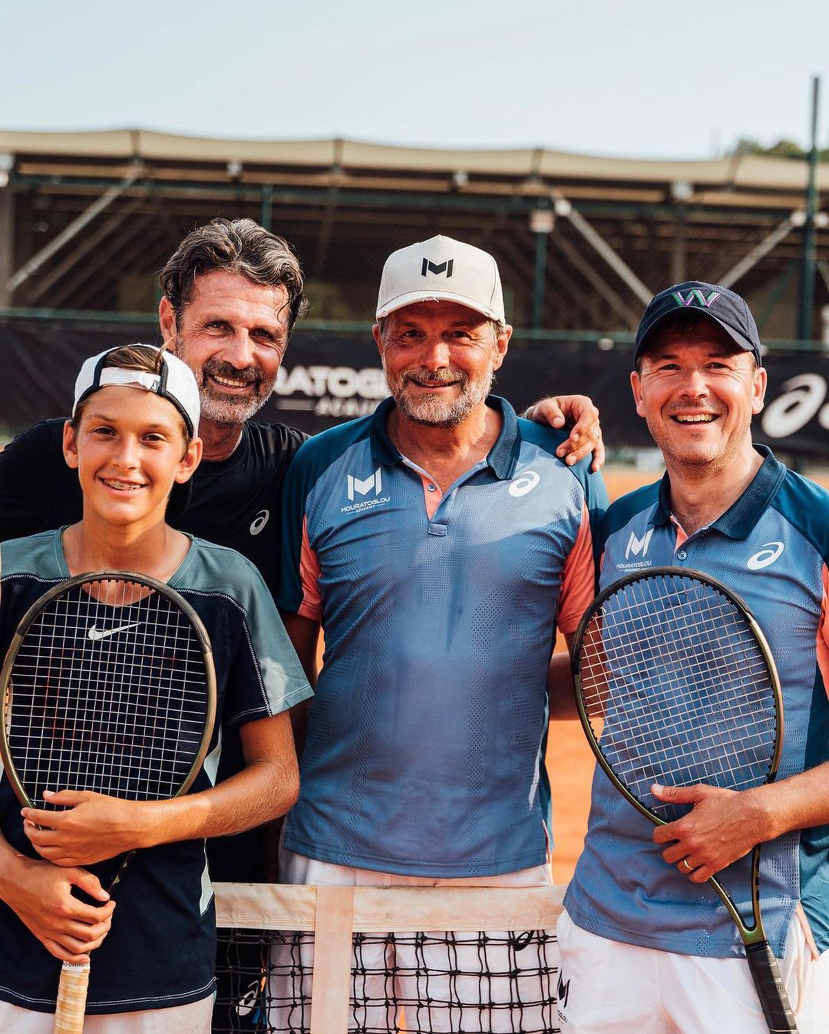 Ce făcea Mouratoglou, în timp ce Halep pierdea semifinala de la Birmingham