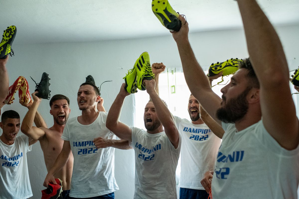 Fotbal la județ. Miroși - Negrași