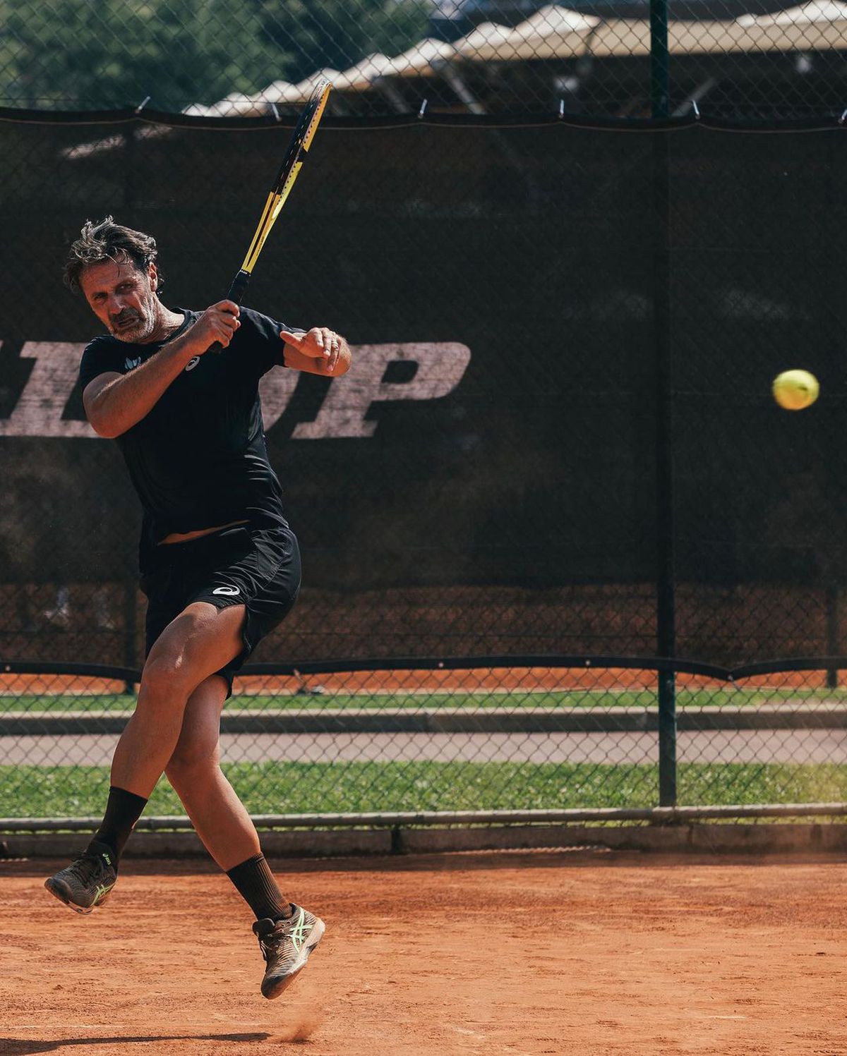 Ce făcea Mouratoglou, în timp ce Halep pierdea semifinala de la Birmingham