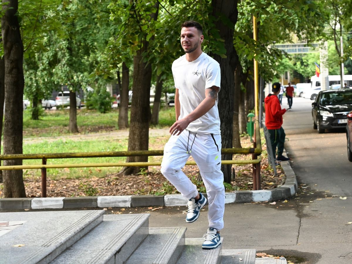 FCSB: 21 de fotbaliști la vizita medicală de astăzi, inclusiv nou-venitul Alex Băluță + Jucătorul dorit la Rapid a lipsit