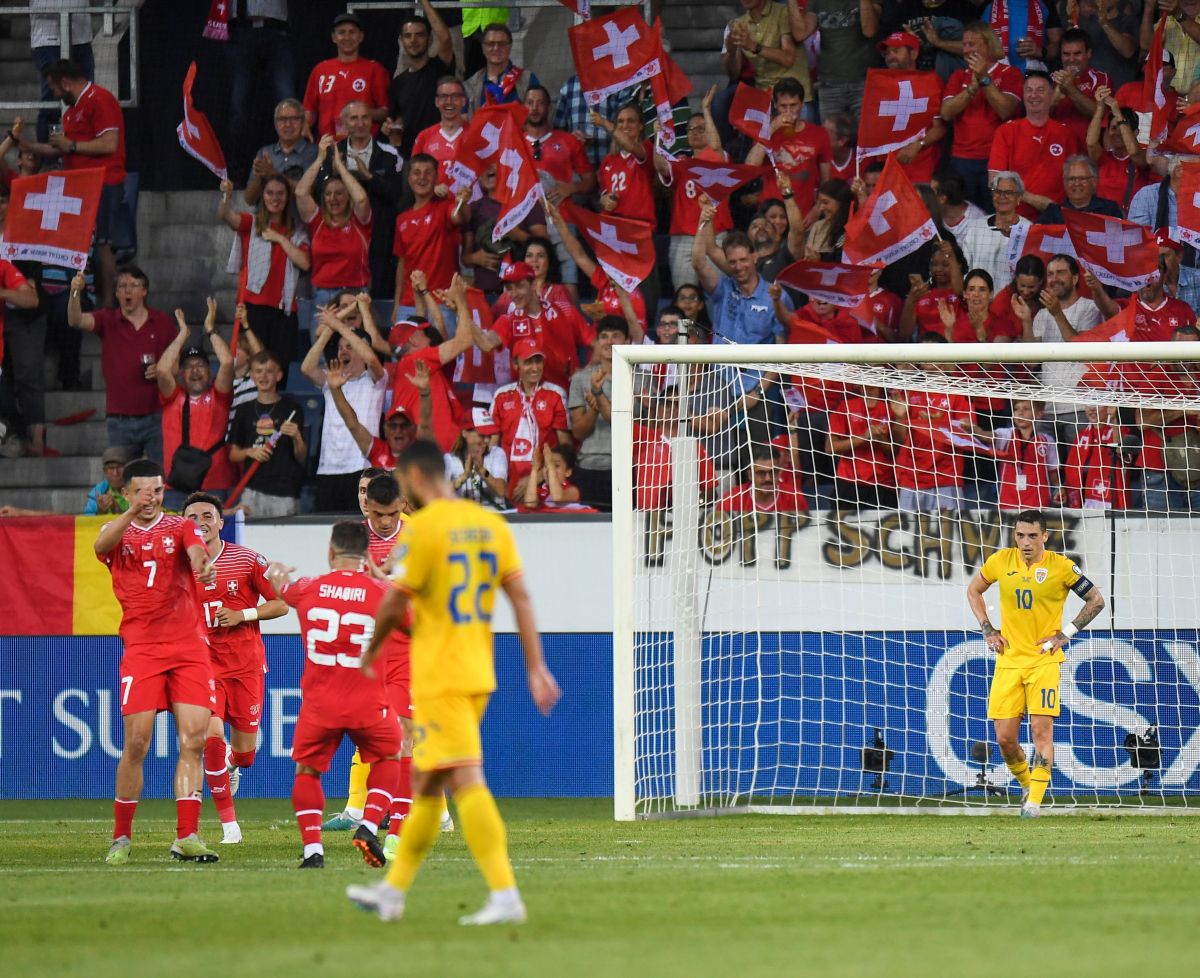 Au pus tunurile pe națională: „Nu am existat, n-avem personalitate” » Ilie Dumitrescu a găsit principalii vinovați pentru asediul de la Lucerna