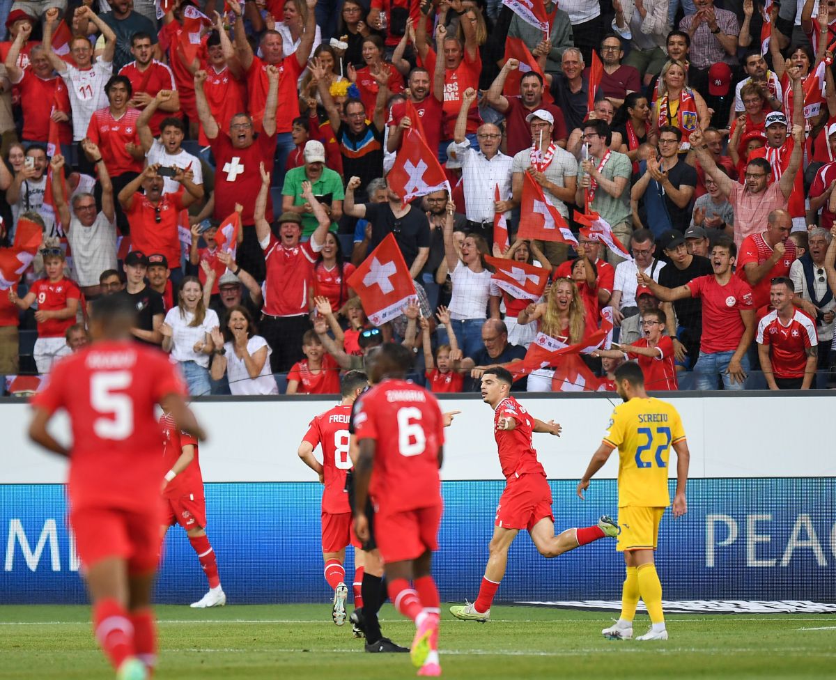 Merită Horațiu Moldovan să rămână titular? Două nume de legendă dau verdictul