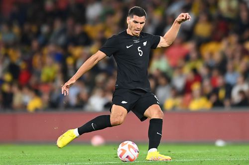 Fotbaliștii naționalei din Noua Zeelandă au refuzat să revină pe teren în repriza secundă a meciului amical contra Qatarului, deși conduceau cu 1-0. Susțin că fundașul Michael Boxall (34 de ani) ar fi fost victima unor insulte rasiste.