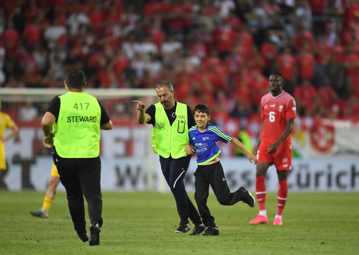 „Sunt curios, ce zice Gică acum despre Ianis Hagi?!”. O legendă iese la atac: „L-ați văzut pe Mbappe al nostru?”