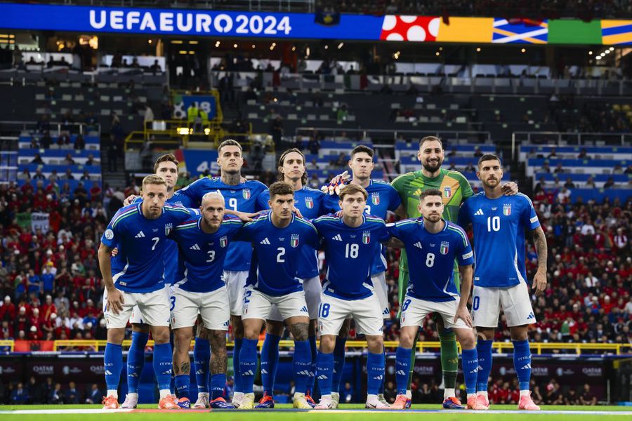 Formația de start a Italiei în meciul din grupa B contra Albaniei (2-1) / Foto: Imago Spalletti, pregătit pentru Italia - Spania: „Intrăm în teren bine îmbrăcați, avem costume Armani, dar gata să ne murdărim! Este meciul carierei mele”