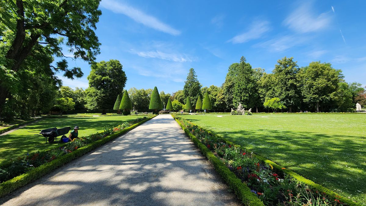 Pe urmele lui Napoleon » Dormitorul lui Bonaparte din palatul somptuos din Wurzburg, păstrat în starea lui originală
