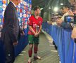 Ales „omul meciului” Portugalia - Cehia, Vitinha a venit la interviuri cu trofeul în brațe