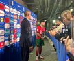Ales „omul meciului” Portugalia - Cehia, a venit la interviuri cu trofeul în brațe