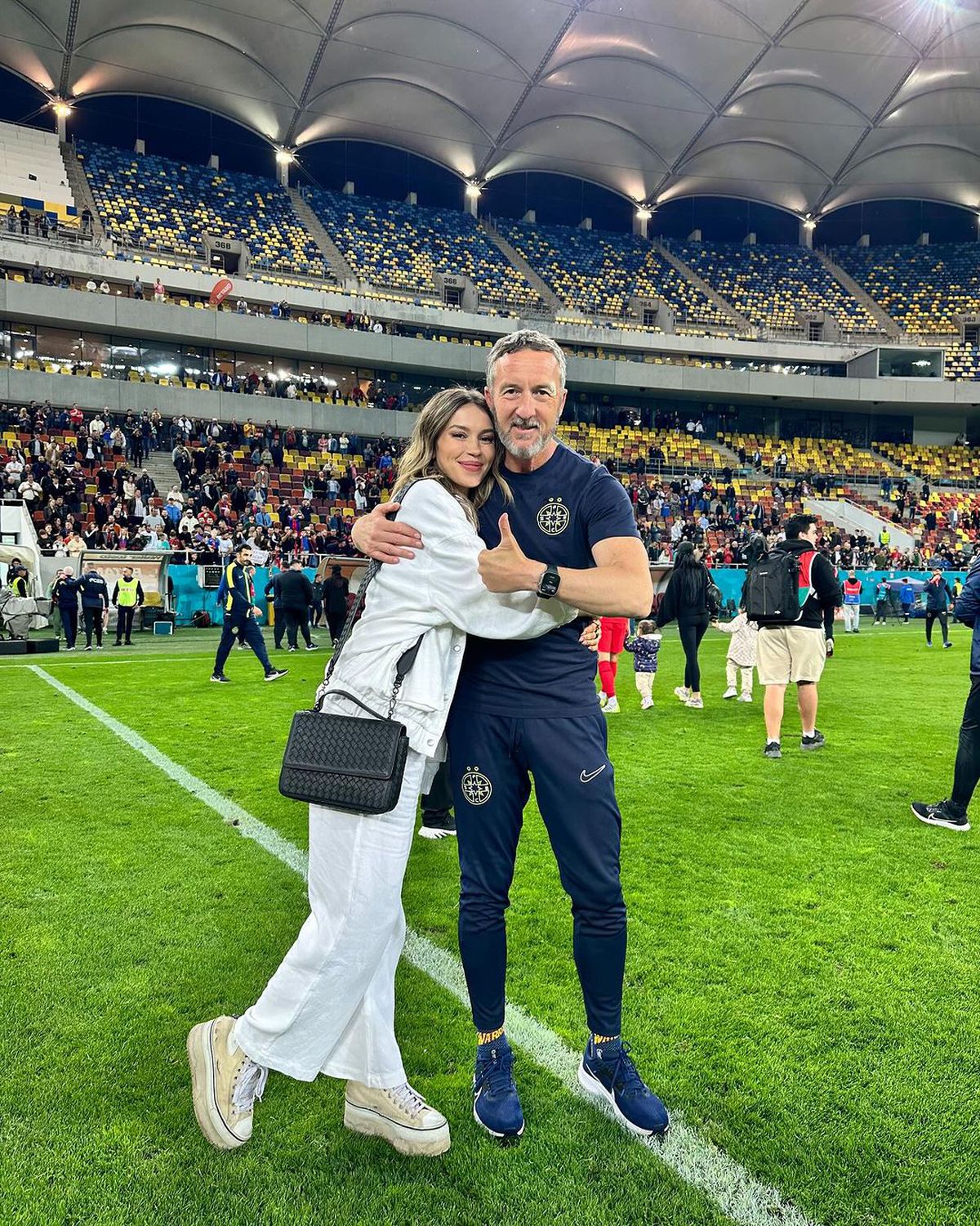 „Teodora, galeria Rapidului și PCH te iubesc” » Replica fiicei lui MM Stoica, după înjurăturile groaznice pe care le primește pe stadion