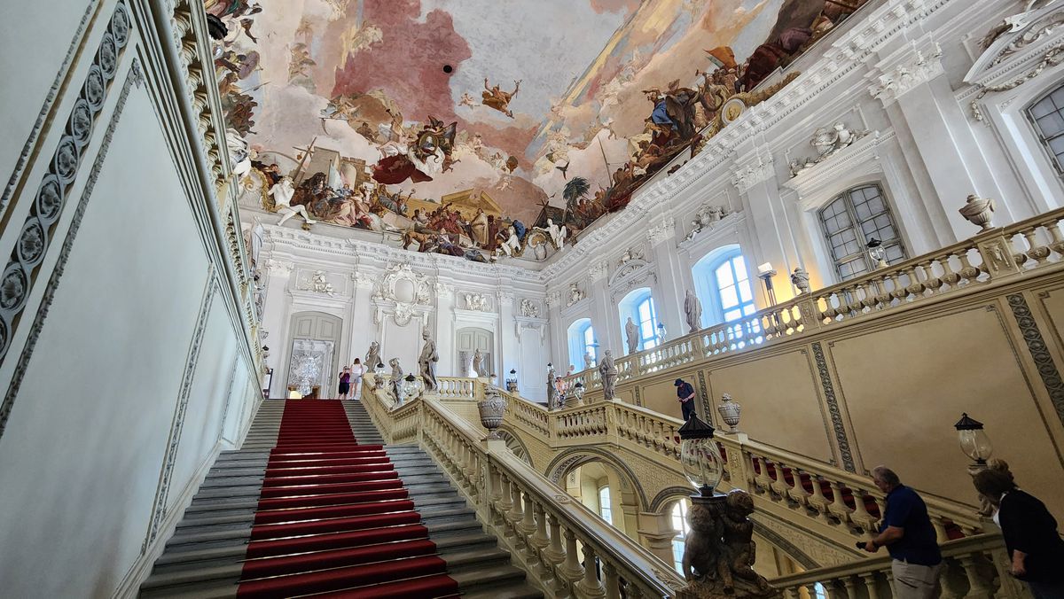 GSP.RO a intrat într-o bijuterie de clădire! Rezidența din Würzburg este de neratat