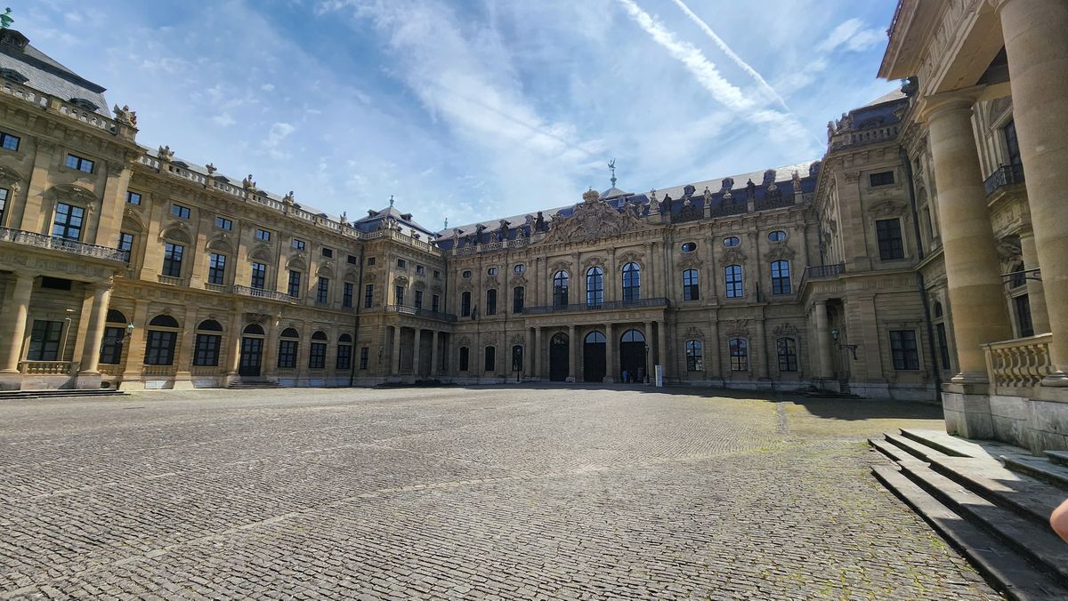 GSP.RO a intrat într-o bijuterie de clădire! Rezidența din Würzburg este de neratat