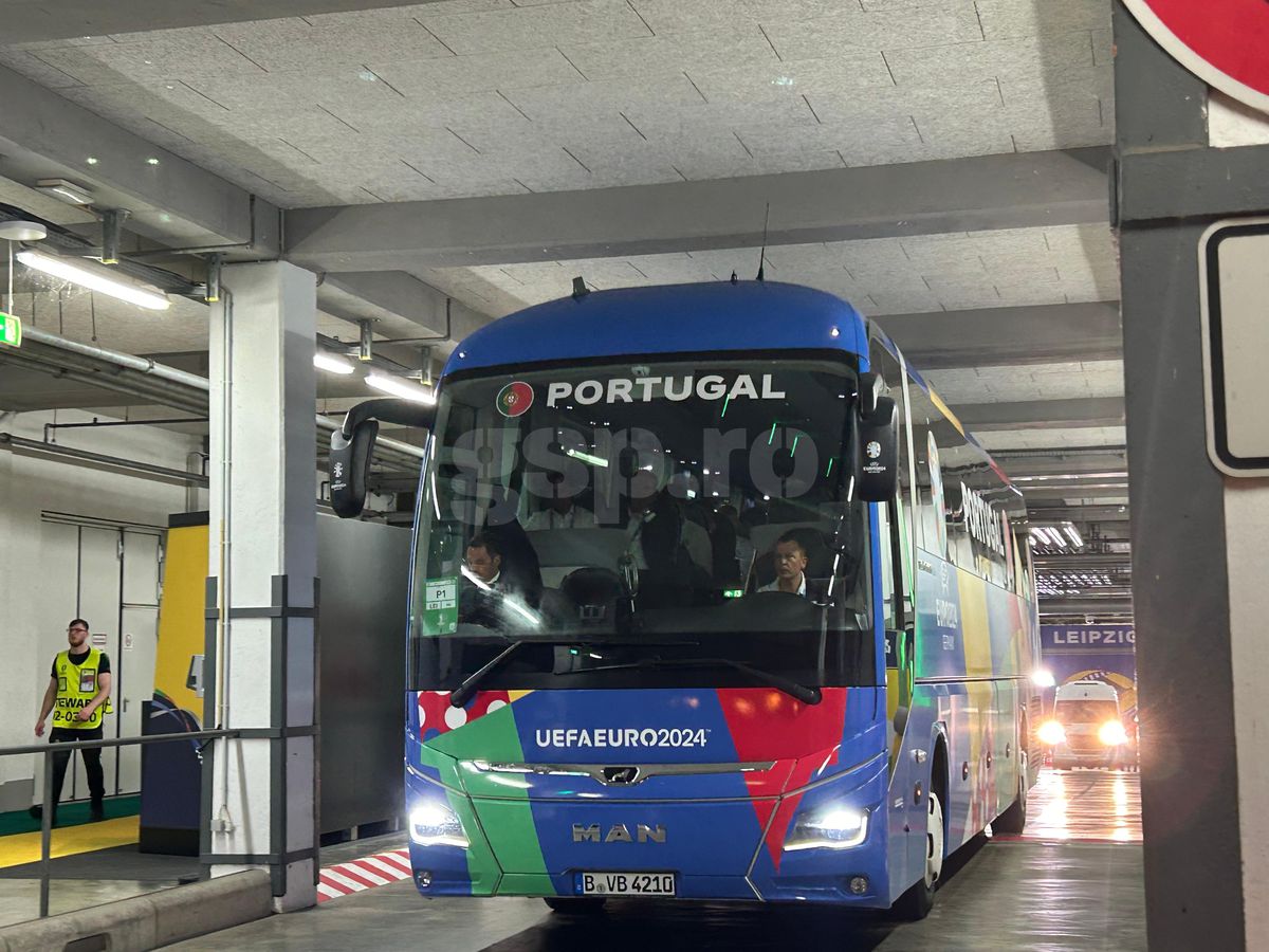 „Din cauza nenorociților ăștia!” » Nervi în parcare după Portugalia - Cehia, celebrul vlogger și-a pierdut cumpătul cu aproape 200.000 de oameni urmărind live