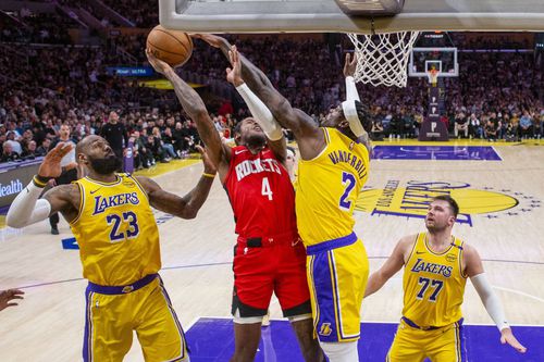 Los Angeles Lakers, estimată la o valoare de 10 miliarde de dolari, a fost vândută/Foto: Imago Images