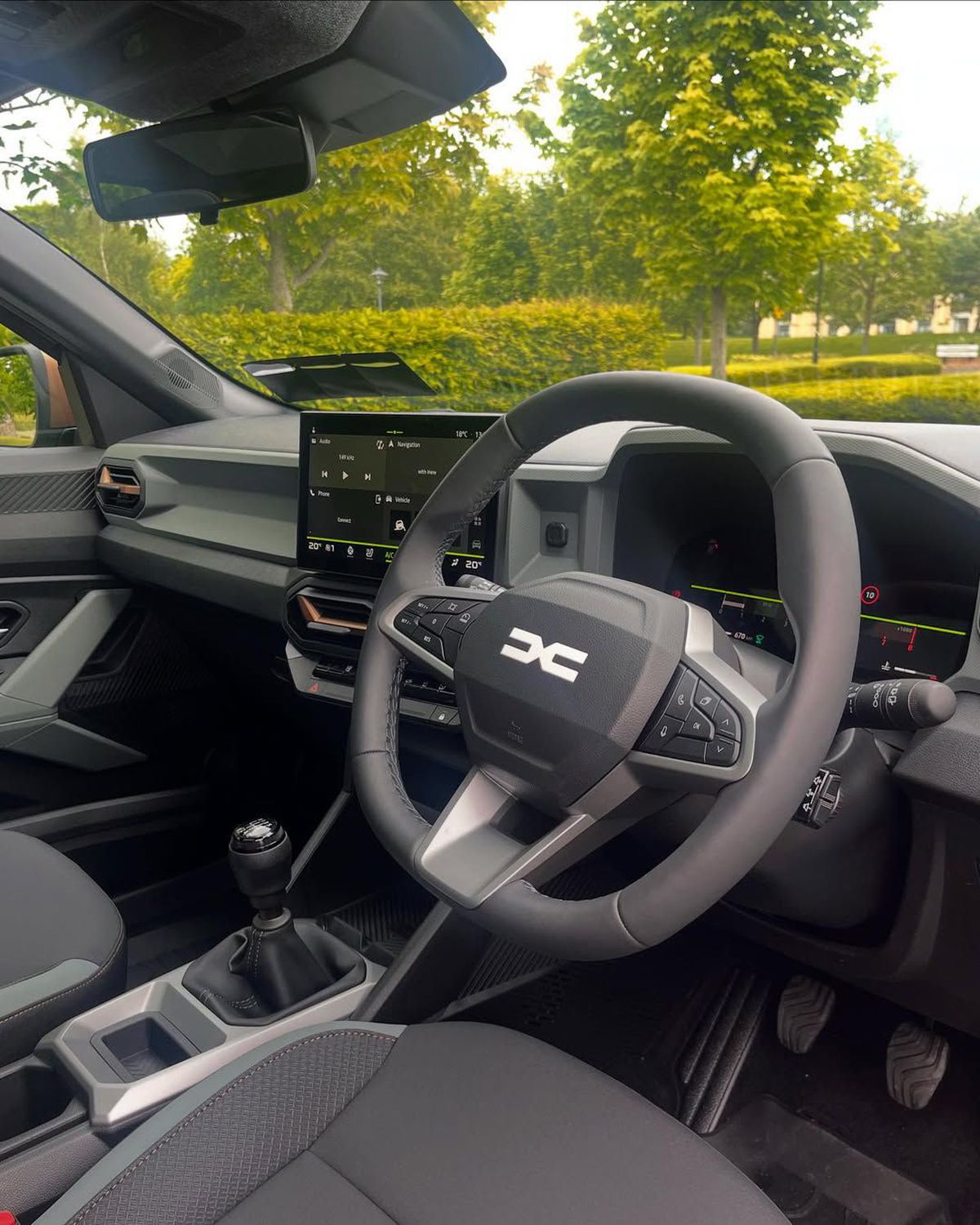 Lovitura pe care o dă Dacia! Mașina unică va fi lansată în curând: schimbarea la noul Bigster, cum va arăta