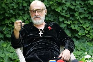 Gigi Becali, discurs la 180 de grade, după 12 ore: „Lăsați-ne să ne pregătim de Champions League! Eu sunt antrenorul de portari de acum” + A făcut praf 3 vedete: „Vă dau eu TikTok!”