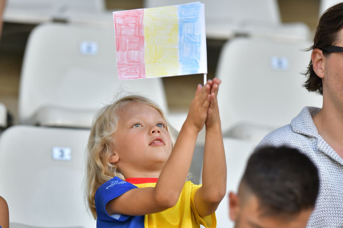 3 detalii după calificarea României U19: hora bucuriei, felicitări de la Lucescu și „Made in Romania”