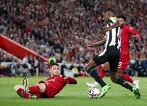 Alexander Isak le-a spus șefilor lui Newcastle: „Vreau să plec!” » Liverpool oferă o sumă astronomică