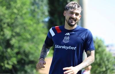 Daniel Oprița, despre primele 5 transferuri și viitorul lui la Steaua: „Nu am semnat. Nu plecăm în cantonament”