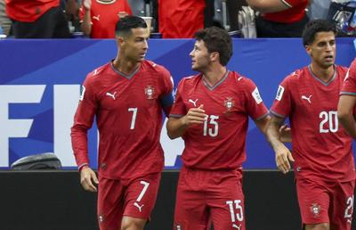 Portughezii au ajuns în pragul unui „război civil”! » Cristiano Ronaldo ar fi „boicotat” de colegi la Mondial