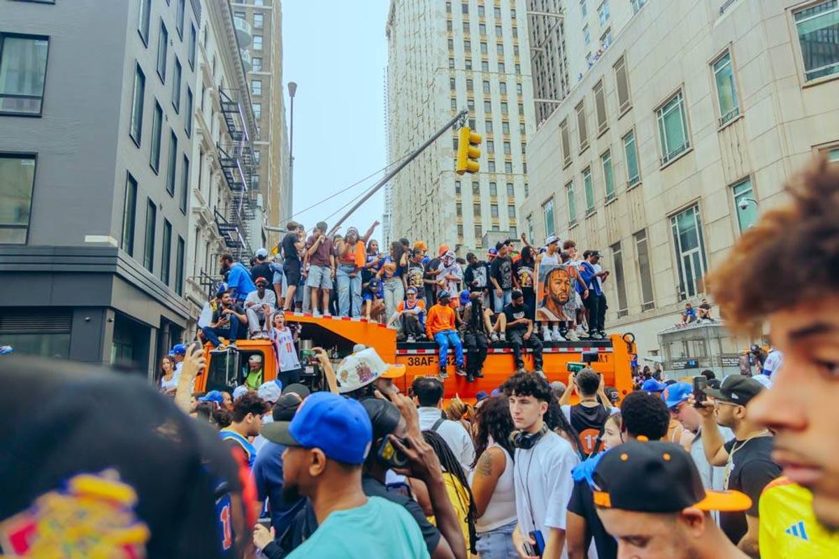 Paradă impresionantă pe străzile din New York, după titlul lui Knicks + discurs memorabil al primarului Mamdani: „Echipa asta a reușit”