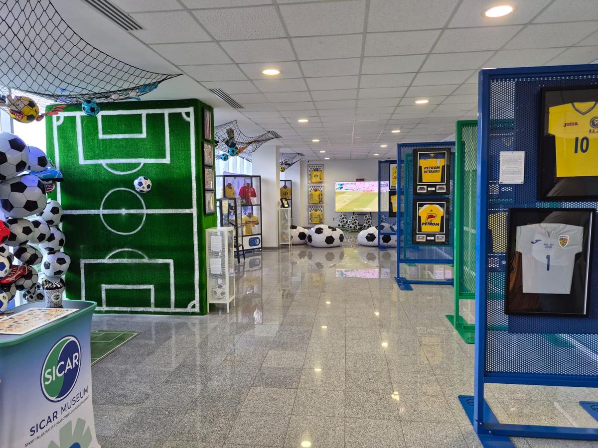 Messi, Ronaldo, Hagi și Yamal, zeci de mii de euro pentru noul Muzeu al Sportului din România! + El e omul care deține tricourile de Mondiale ale lui Adi Ilie și Prunea
