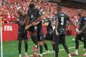 Canada a SPULBERAT-O pe Qatar la Cupa Mondială » La 6-0, gazdele atacau cu portarul