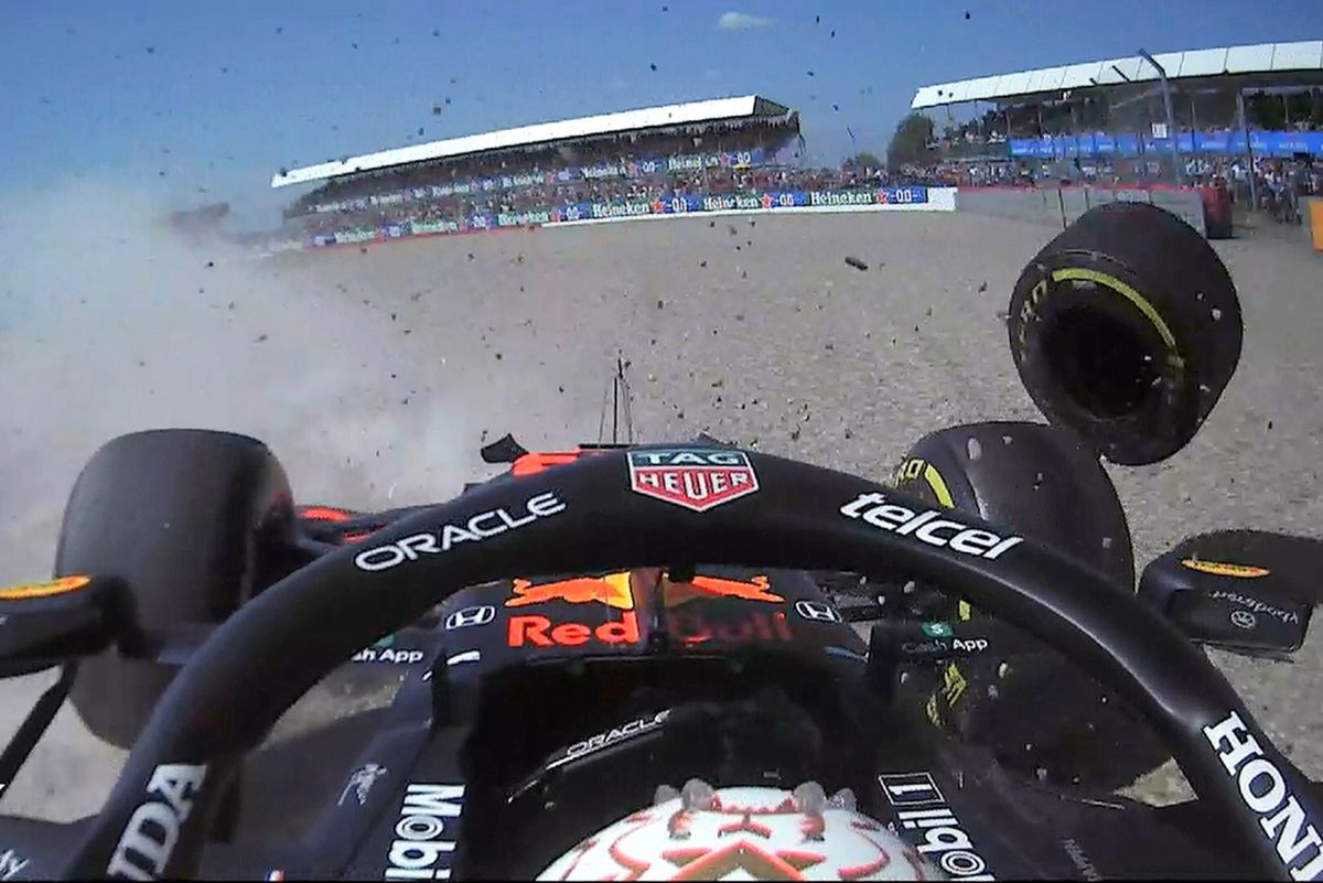 Max Verstappen, externat după accidentul de la Silverstone » Hamiton se apără: „Întotdeauna conduc corect!”