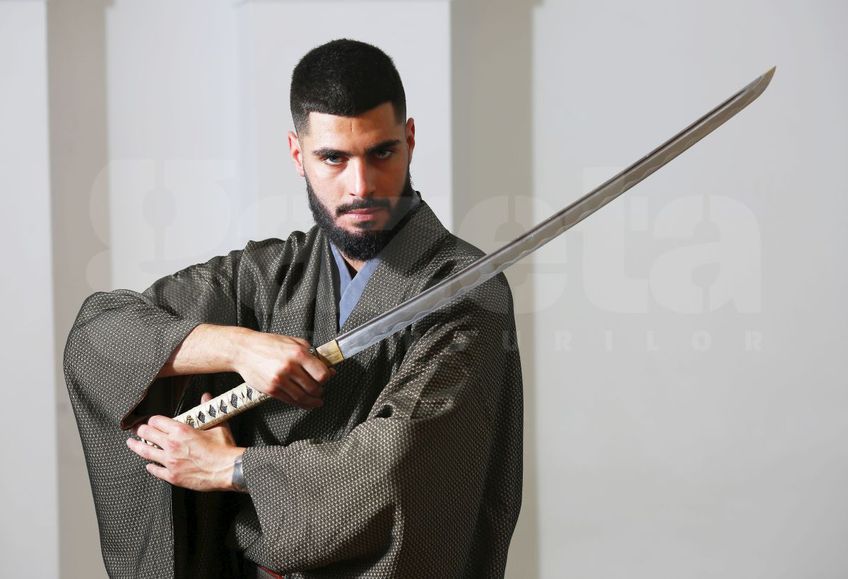 Radu Boboc și-a intrat serios în rolul de samurai, reușind să mânuiască sabia cu îndemânare, foto: Cristi Preda/GSP