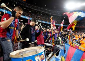 Datoriile o împing pe Barcelona să plece de pe Camp Nou!