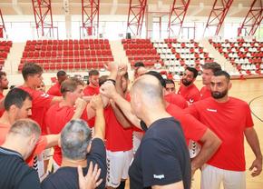 Xavier Pascual a sunat adunarea la Dinamo. Trei jucători au lipsit de la prima ședință de pregătire