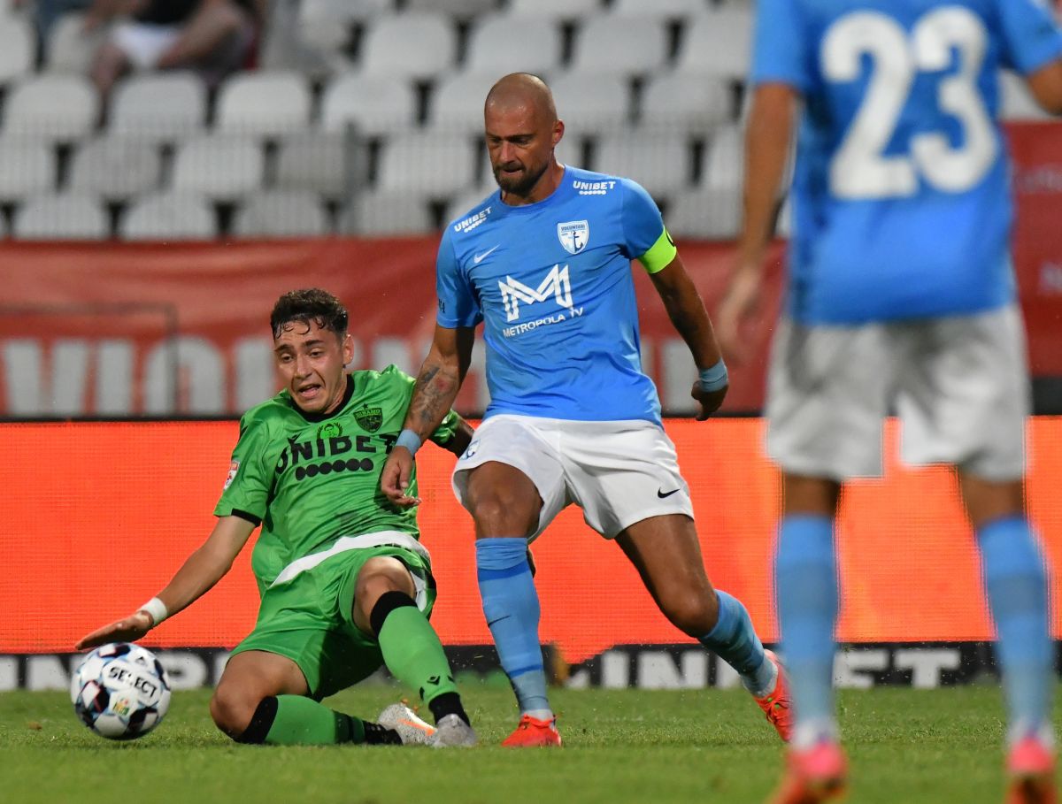 „De ce ați jucat în verde?” » Conducătorul lui Dinamo a dat cărțile pe față: „Vreți să vă spun adevărul?”