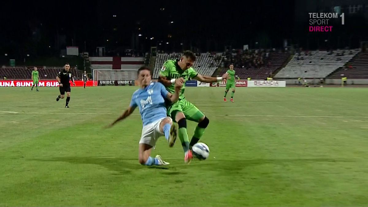 FOTO Presupus penalty Mihaiu - Ricardinho în Dinamo - Voluntari 19.07.2021