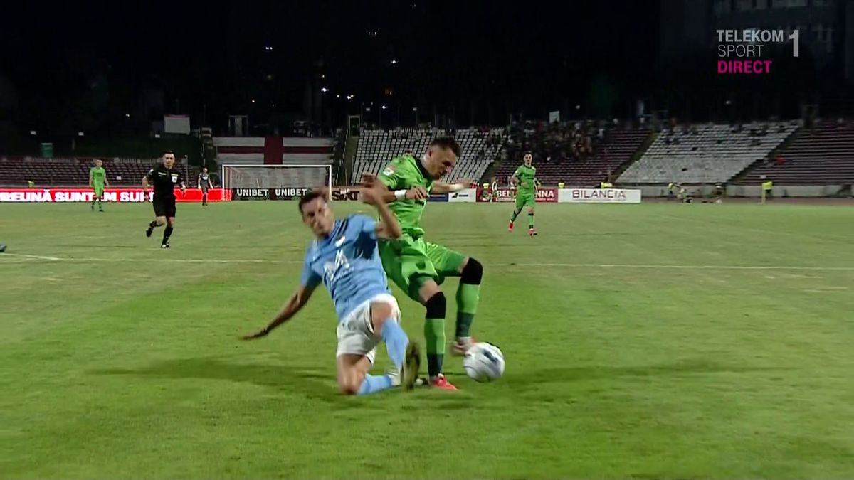 FOTO Presupus penalty Mihaiu - Ricardinho în Dinamo - Voluntari 19.07.2021