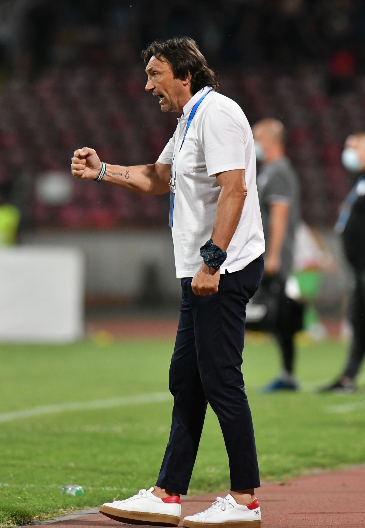 „De ce ați jucat în verde?” » Conducătorul lui Dinamo a dat cărțile pe față: „Vreți să vă spun adevărul?”