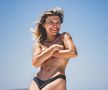 „Ghiciți cine s-a întors?” » Fosta gimnastă Diana Bulimar a renunțat la inhibiții: a pozat topless!