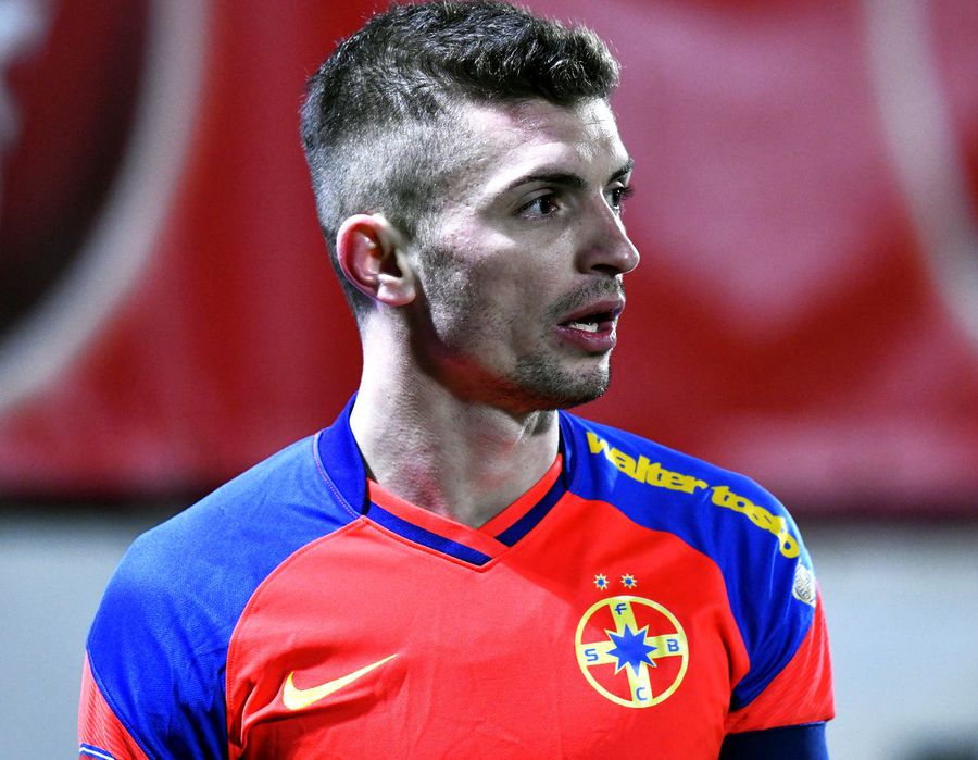 Tănase, 27 de ani, e cel mai vechi fotbalist din actualul lot al FCSB-ului, a venit la echipă în urmă cu 6 ani Scene incredibile pe Arena Națională! Criza de nervi a lui Florin Tănase care nu s-a văzut la TV: „Ne apucăm să facem schimbări la pauză?!”