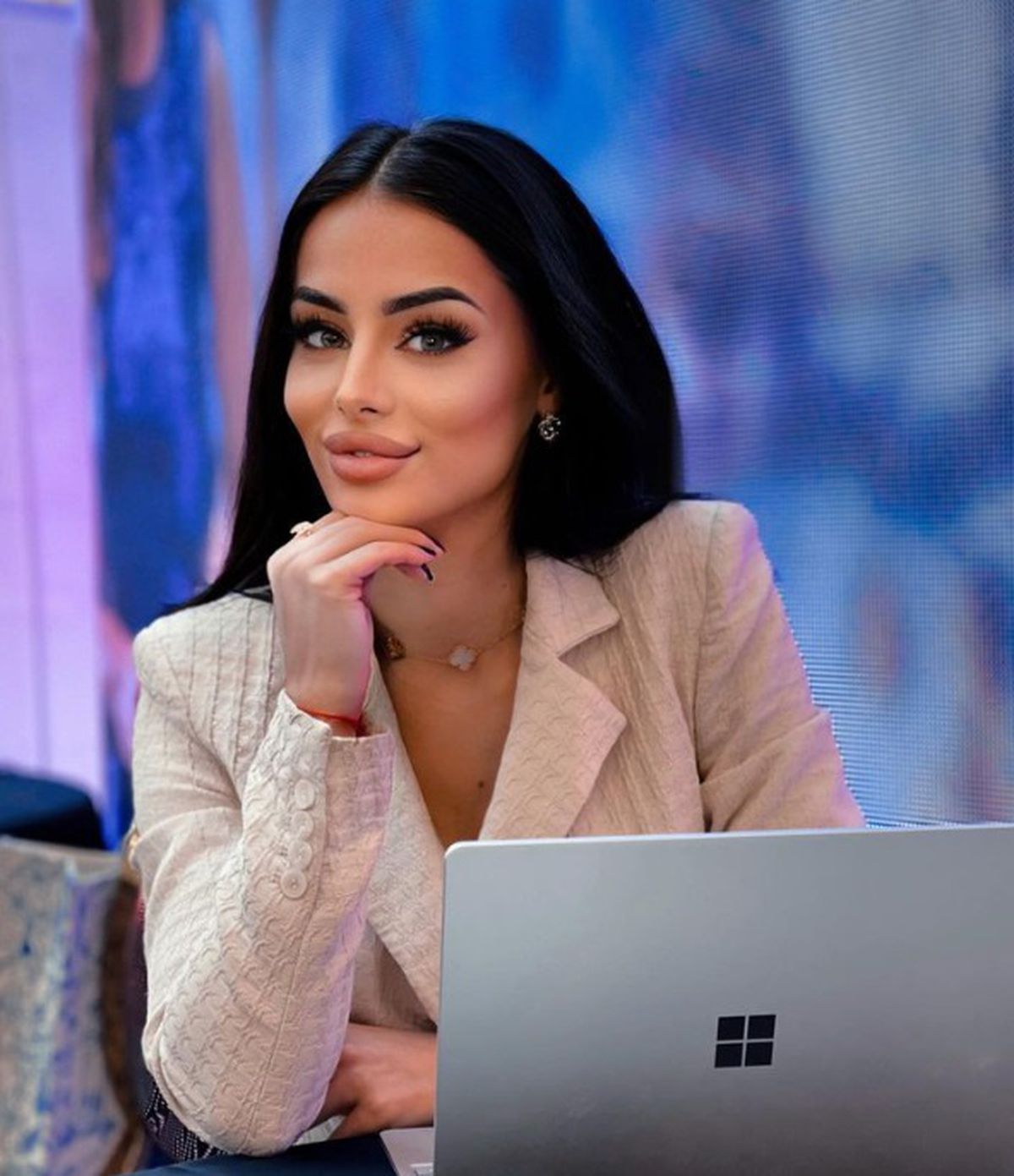 Andreea, sora lui Alexandru Mitriță, a văzut cum fratele ei bate Rapidul și a reacționat instant