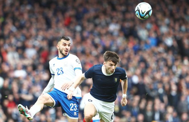 Rapid e aproape de a se despărți de un titular + Giuleștenii au făcut o ofertă de 500.000 de euro pentru un atacant!