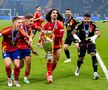 Unai Simon sărbătorește triumful de la Euro 2024 alături de Cucurella, Dani Olmo și ceilalți spanioli / Foto: Imago