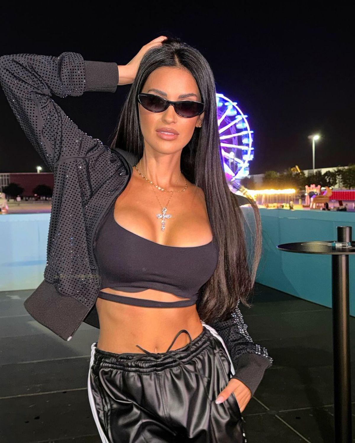 Vedeta meciului? » Noua prezentatoare a atras atenția cu o ținută îndrăzneață, provocând frenezie pe Instagram