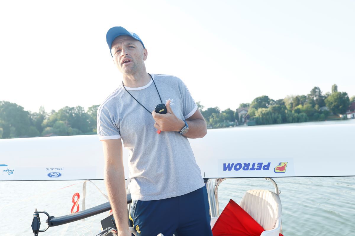 Așa arată pregătirea pentru Jocurile Olimpice » Imagini spectaculoase pe lacul Snagov: reporterii GSP, lângă bărcile care vâslesc către aur + omul invocat de toți sportivii