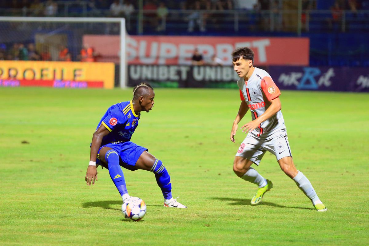 Scandal-monstru la miezul nopții » Becali și Moraru au țipat unul la altul: „Voi luați omul la mișto!” vs „Dumneata ai mintea întunecată!”