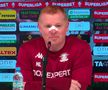 Neil Lennon, bandajat în conferință