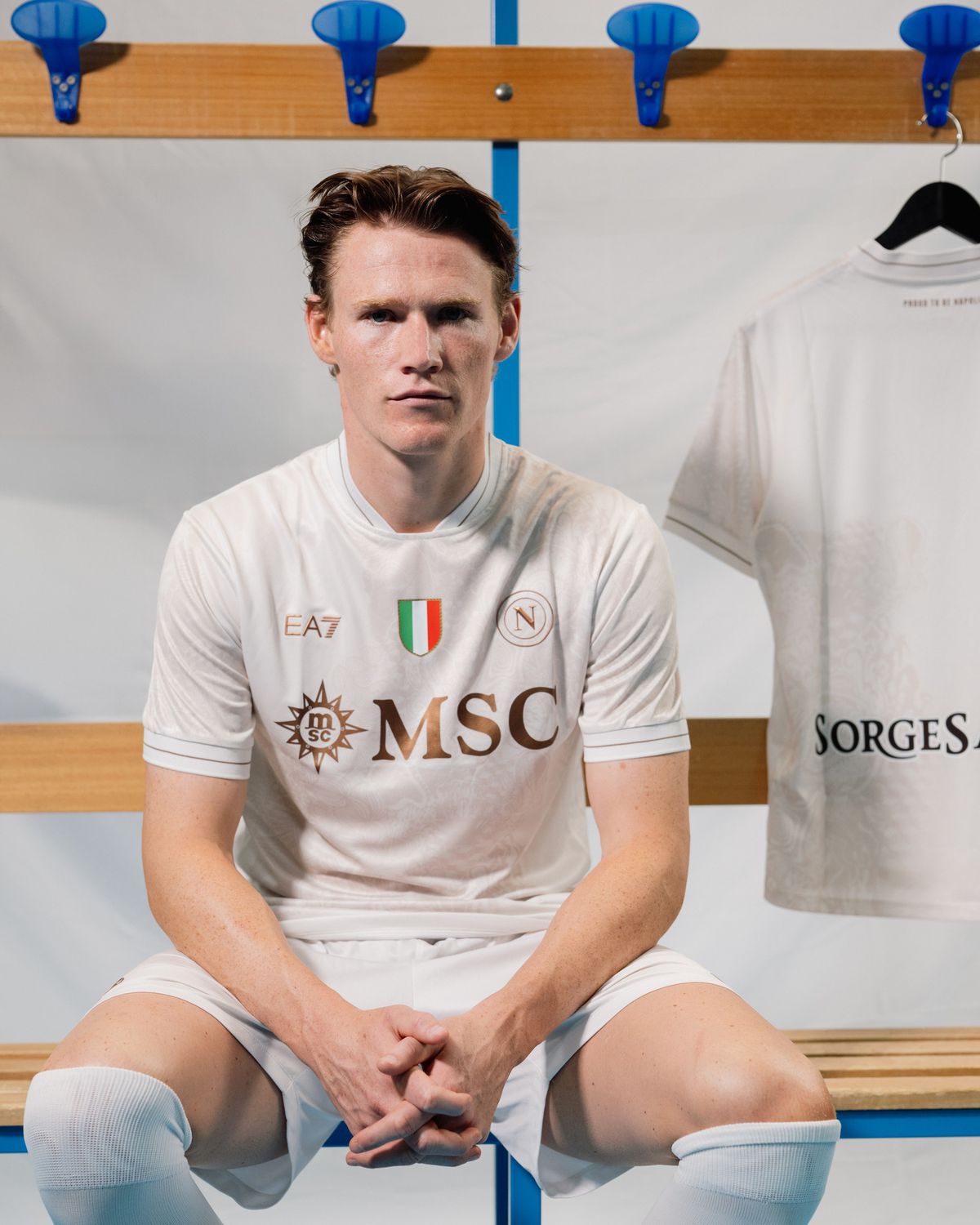 Noile echipamente ale lui Napoli